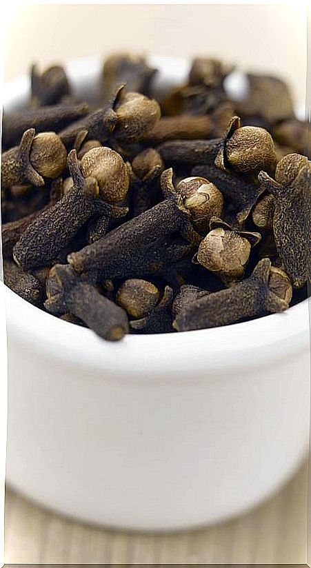 clove analgesic